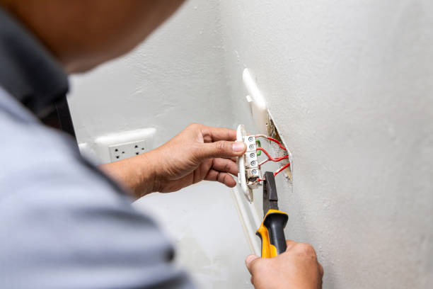 Best Affordable Emergency Electrician  in Guttenberg, NJ